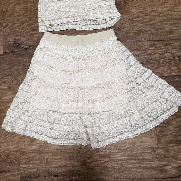 VINTAGE Max Studio Lacey Cream Blouse & Tiered Mini Skirt Set Size XS - Picture 6 of 14